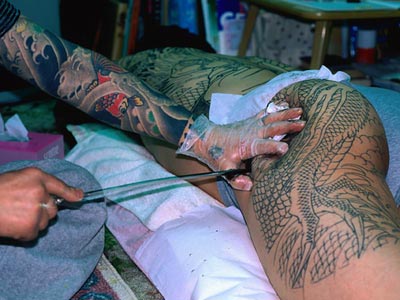 I tatuaggi temporanei sono da evitare: i consigli degli esperti